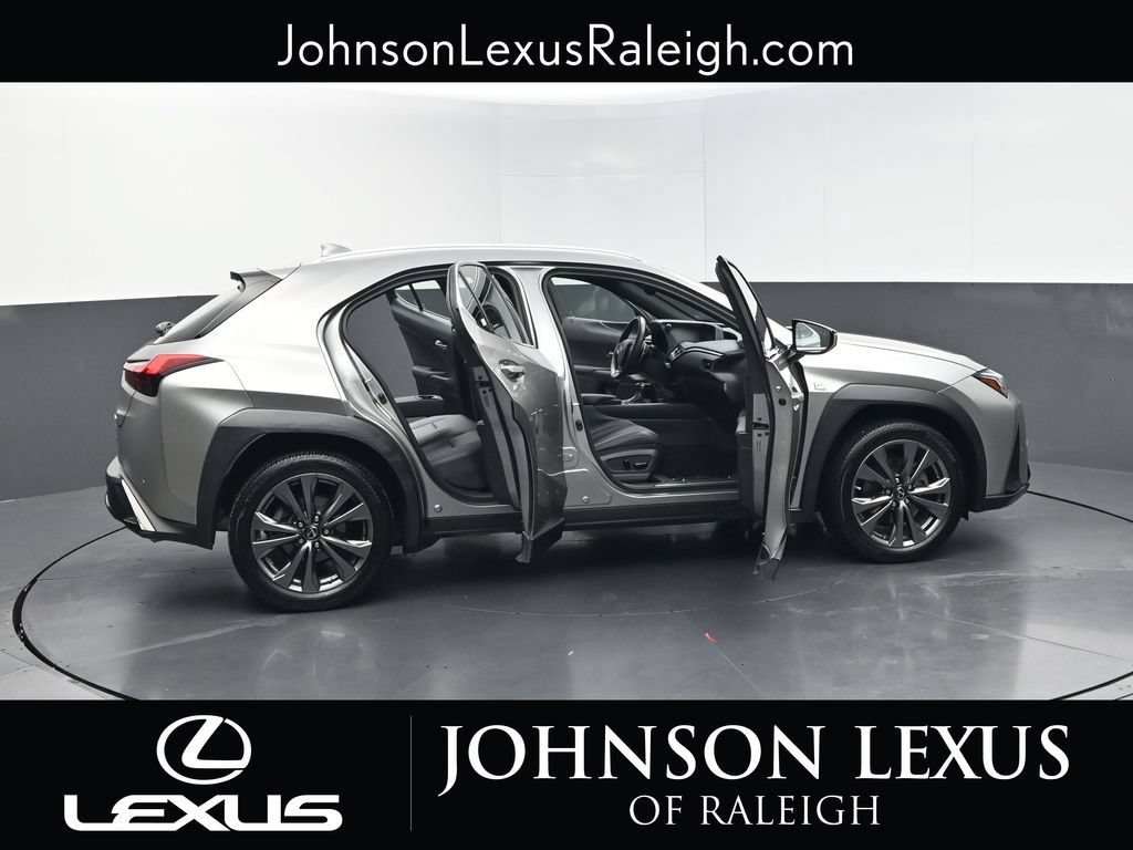 Used 2019 Lexus UX 200 F Sport w/ F Sport Premium Package FWD image 33