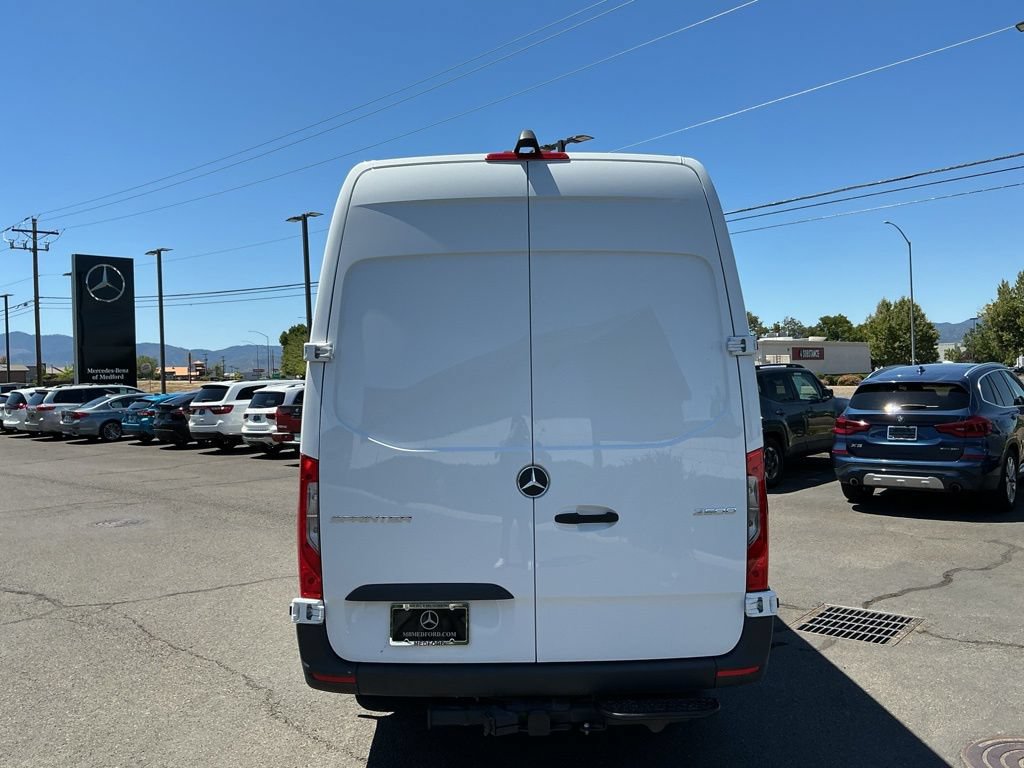 New 2026 Mercedes-Benz Sprinter 2500 image 9