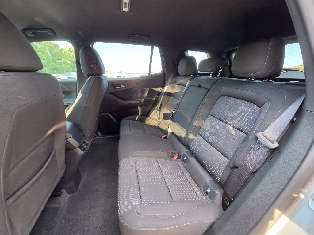 Used 2026 Chevrolet Equinox LT AWD/4WD image 21