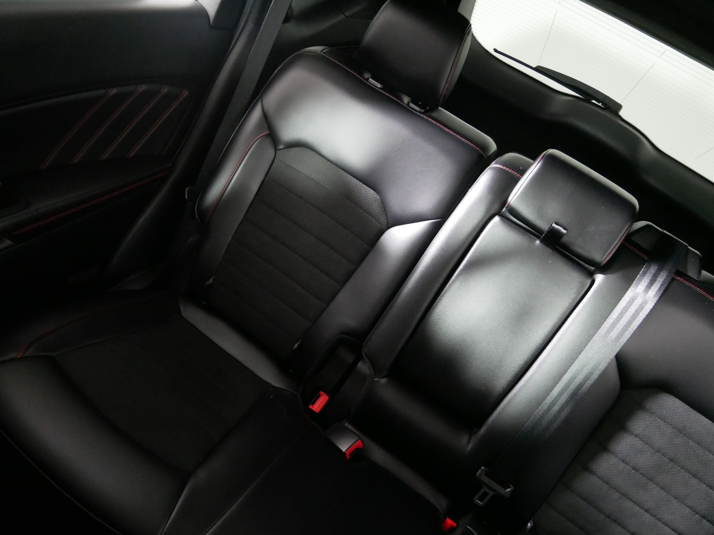 Used 2024 Ford Edge ST-Line AWD/4WD image 12