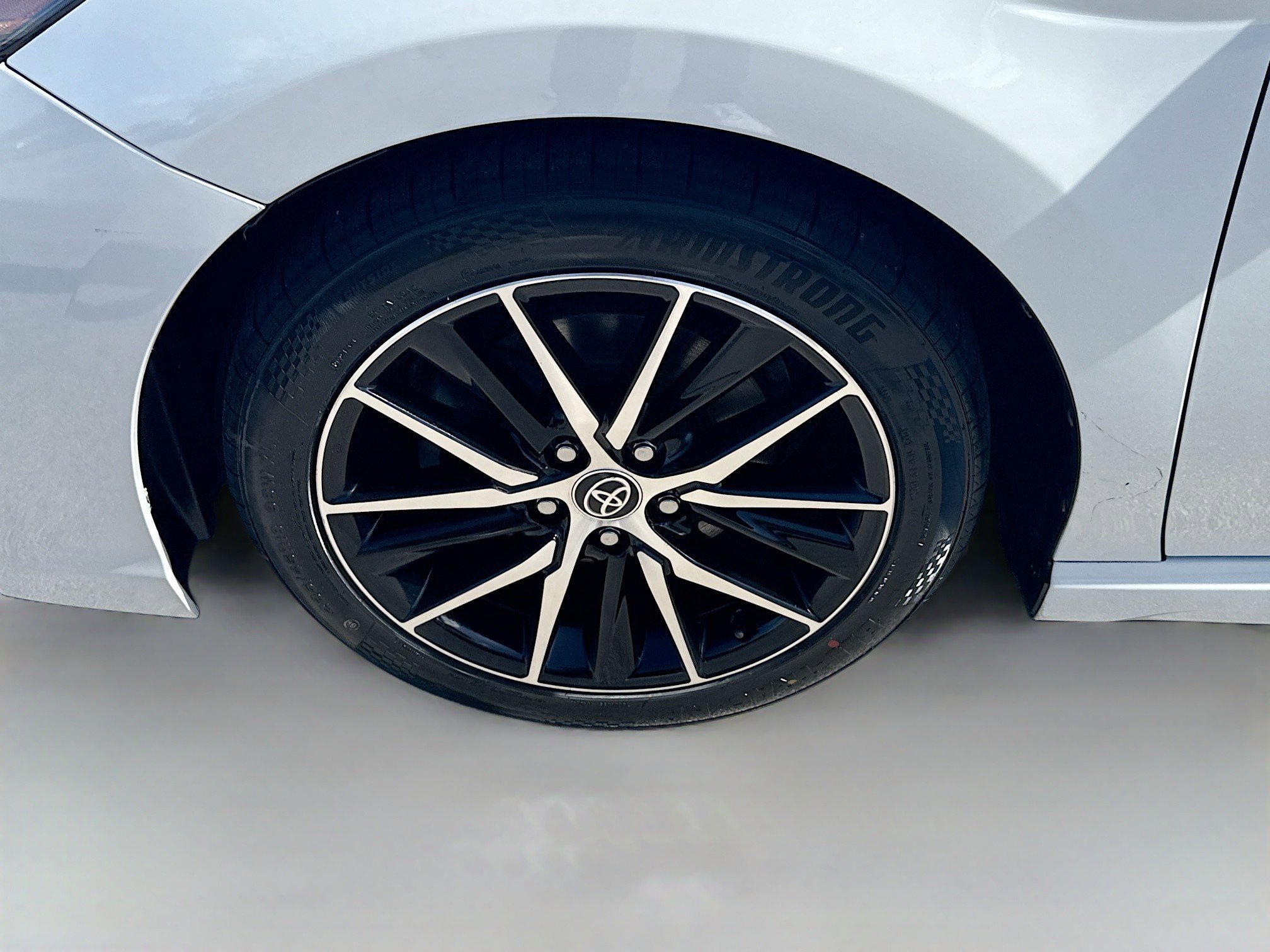 Used 2022 Toyota Camry SE w/ Convenience Package image 35