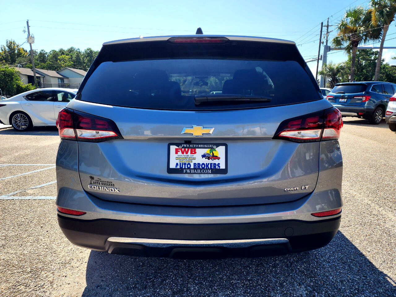 Used 2024 Chevrolet Equinox LT w/ Driver Convenience Package image 4