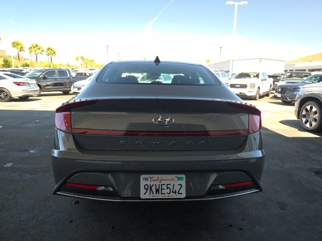 Used 2023 Hyundai Sonata SE w/ Preferred Accessory Package FWD image 11