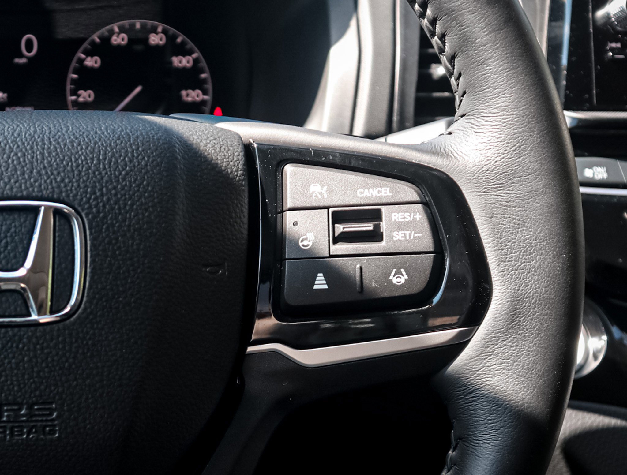 Used 2025 Honda Odyssey Elite image 20