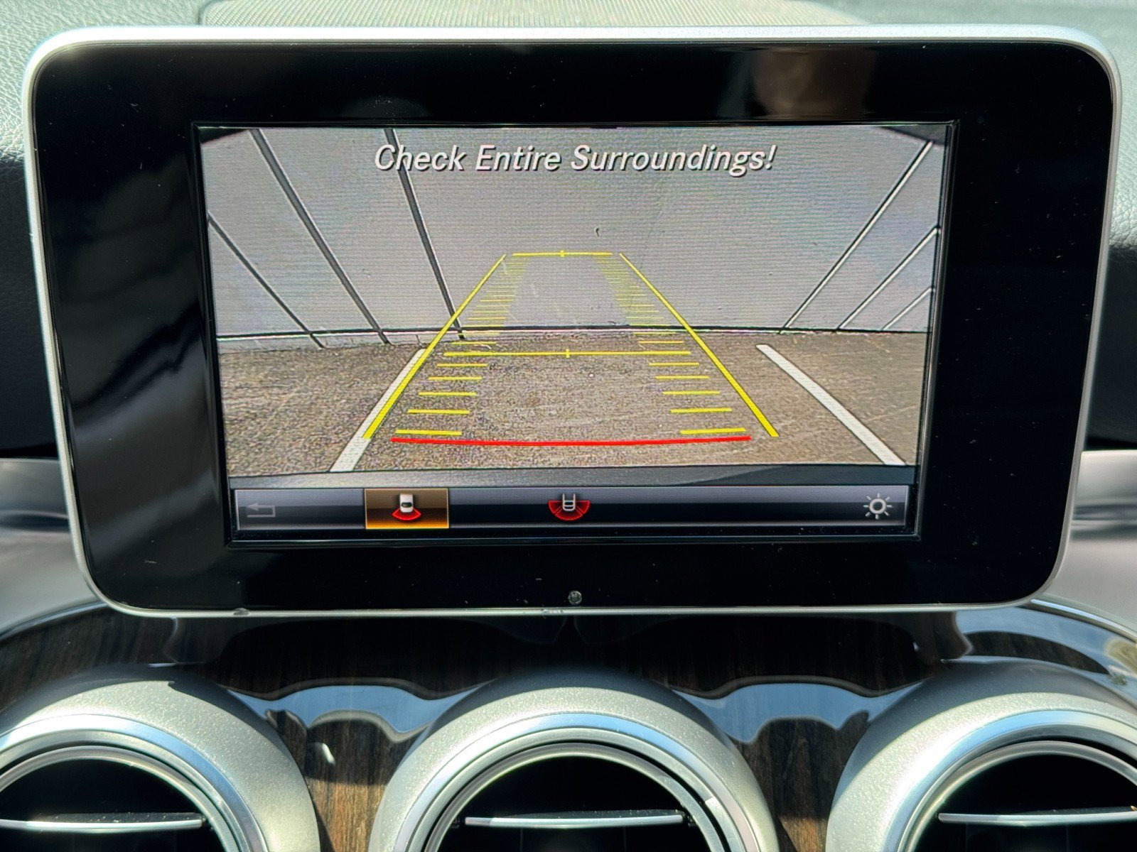 Used 2018 Mercedes-Benz C 300 Sedan w/ AMG Line image 28
