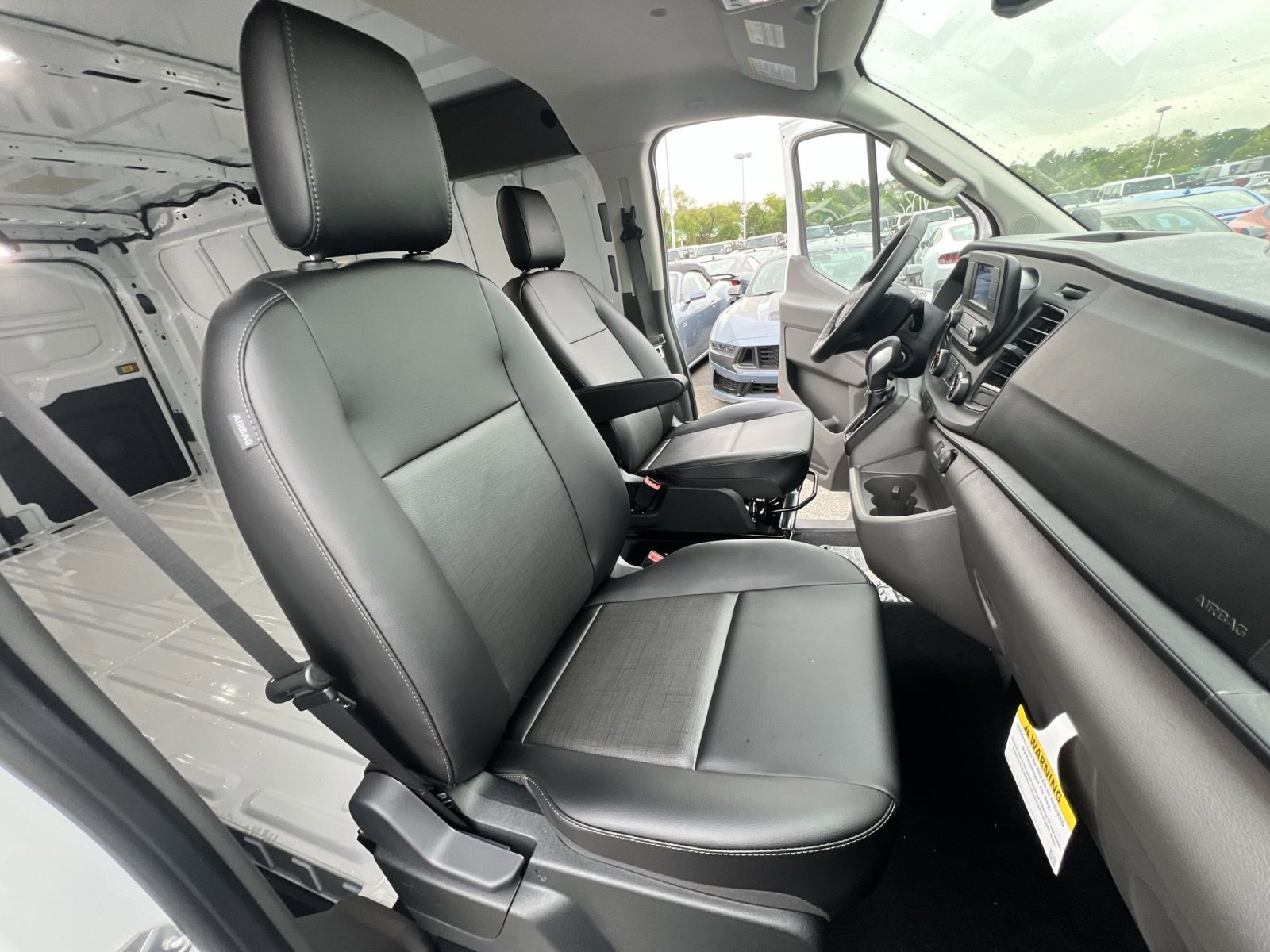 New 2025 Ford Transit 250 Low Roof AWD image 32