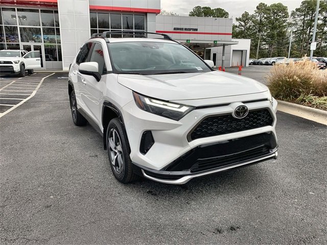 New 2025 Toyota RAV4 SE image 2