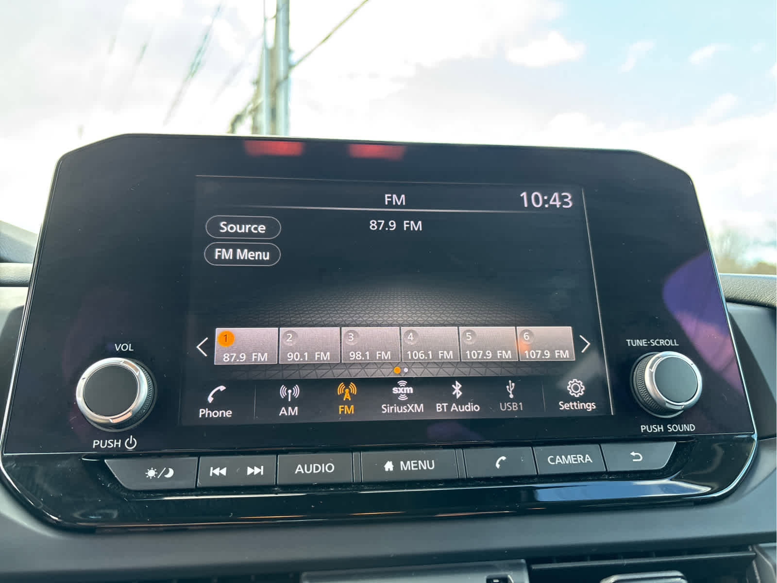 Used 2023 Nissan Pathfinder S AWD/4WD image 15