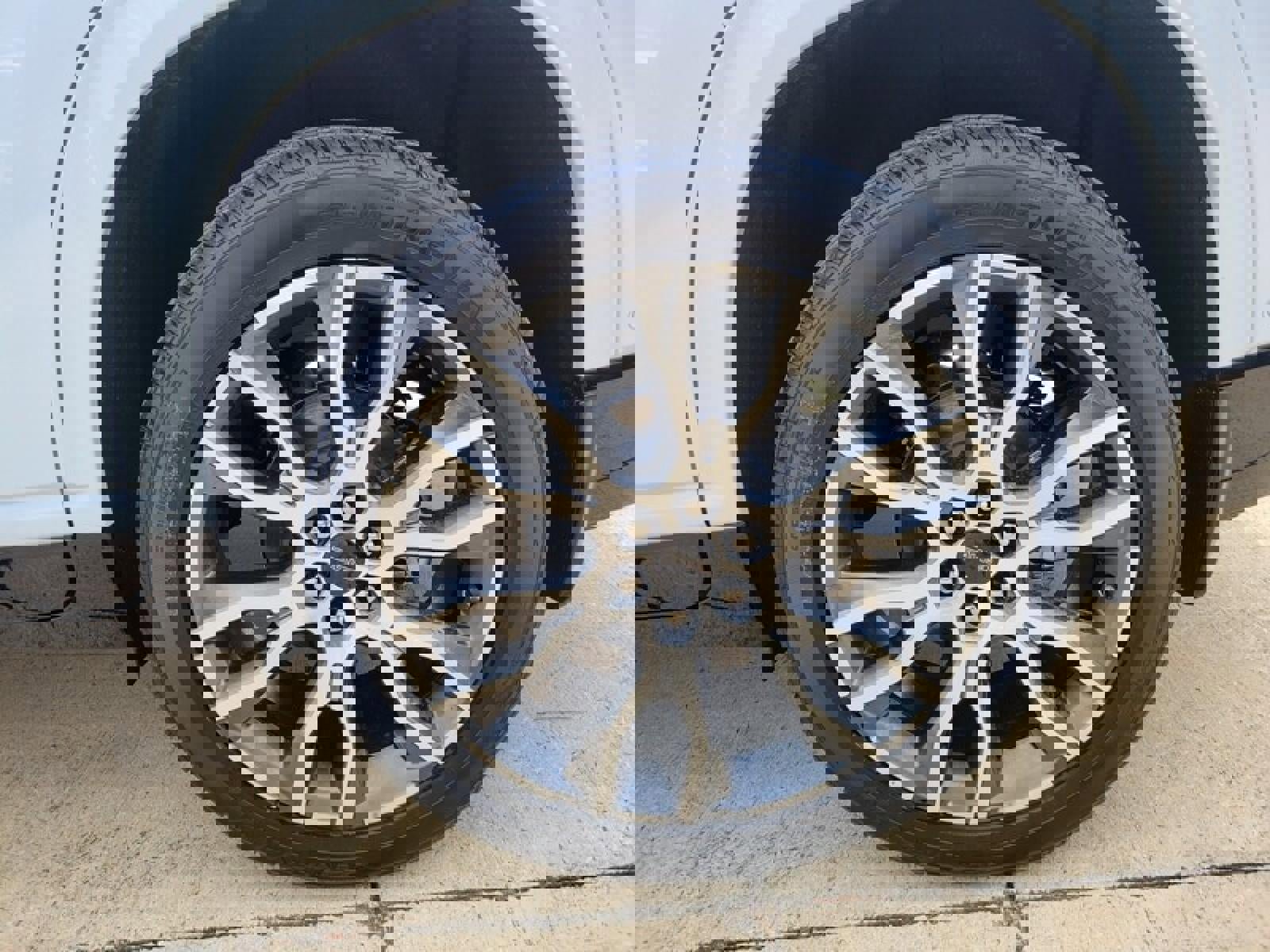 New 2026 GMC Acadia Denali Ultimate w/ LPO, Floor Liner Package image 10