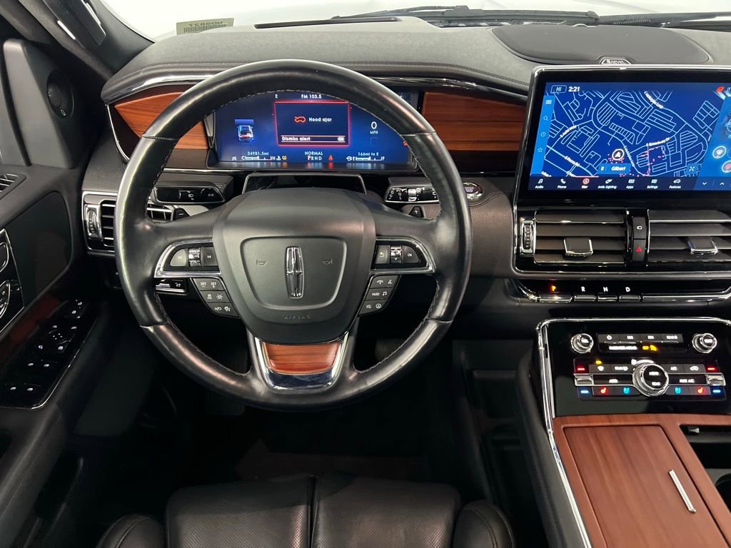 Used 2024 Lincoln Navigator Reserve image 14