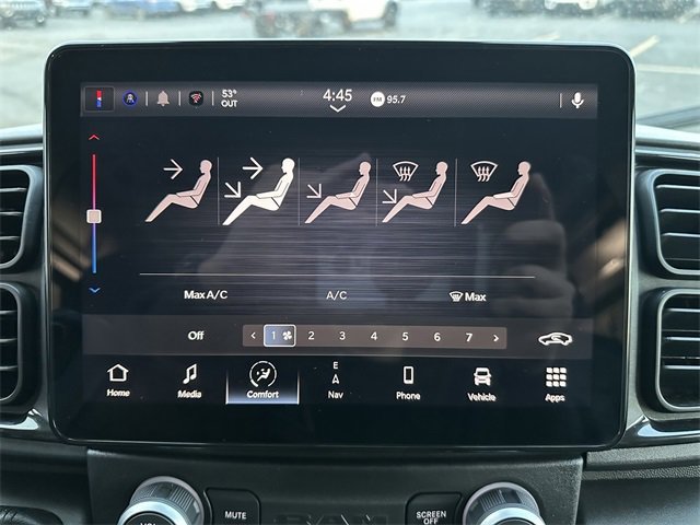 Used 2025 RAM ProMaster 2500 w/ Premium Convenience Group image 27