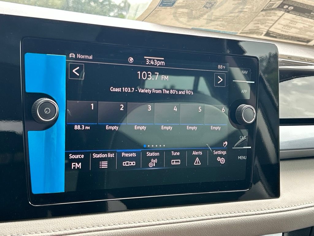 New 2026 Volkswagen Taos SEL AWD/4WD image 33