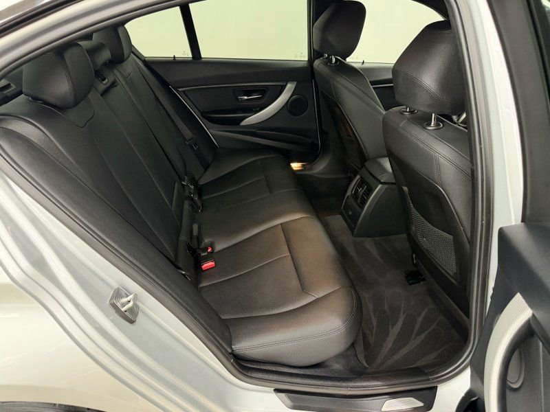 Used 2014 BMW 328i Sedan image 16