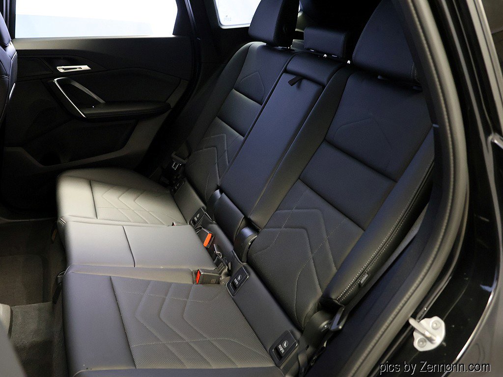 Certified 2025 BMW X1 xDrive28i image 12