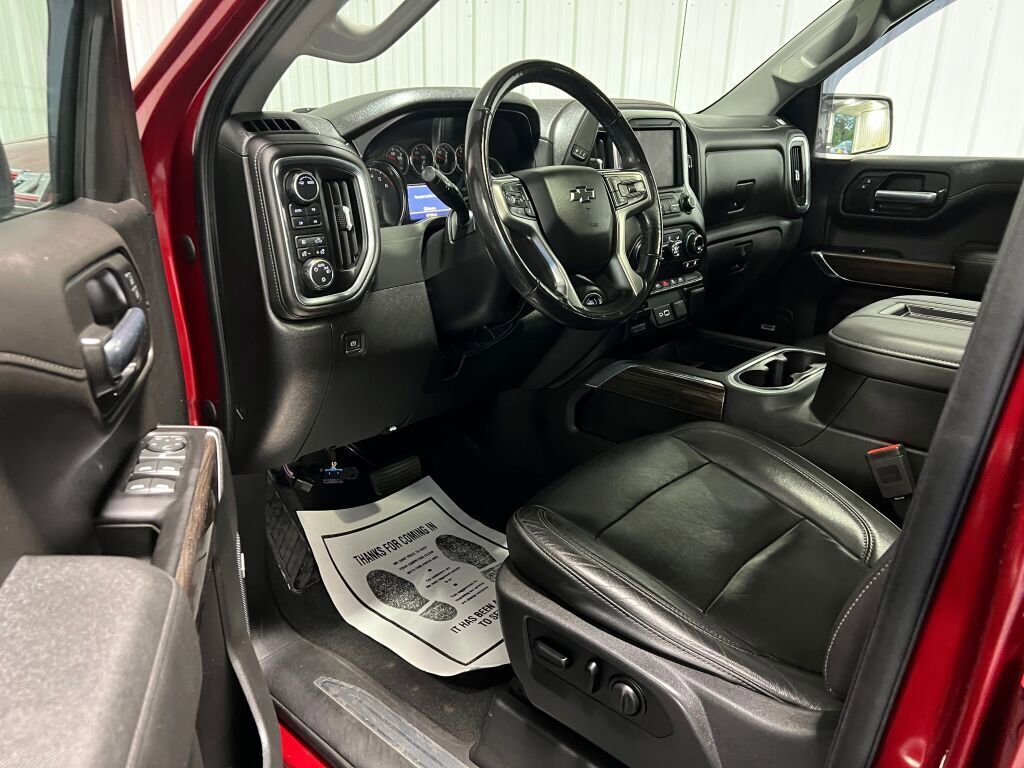 Used 2020 Chevrolet Silverado 1500 LT Trail Boss image 2