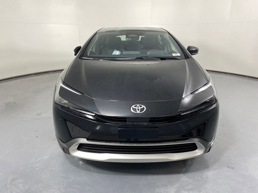 New 2026 Toyota Prius SE image 2