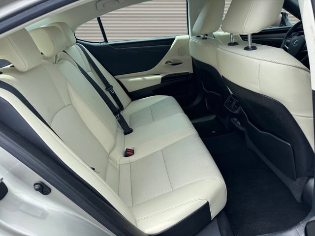 Used 2022 Lexus ES 350 w/ Premium Package FWD image 17