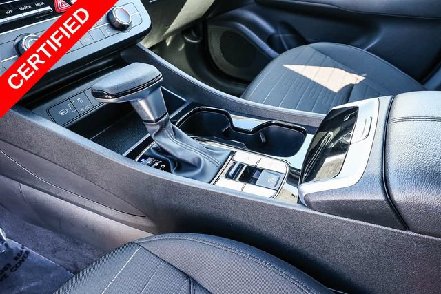 Certified 2025 Hyundai Santa Cruz SE FWD image 22