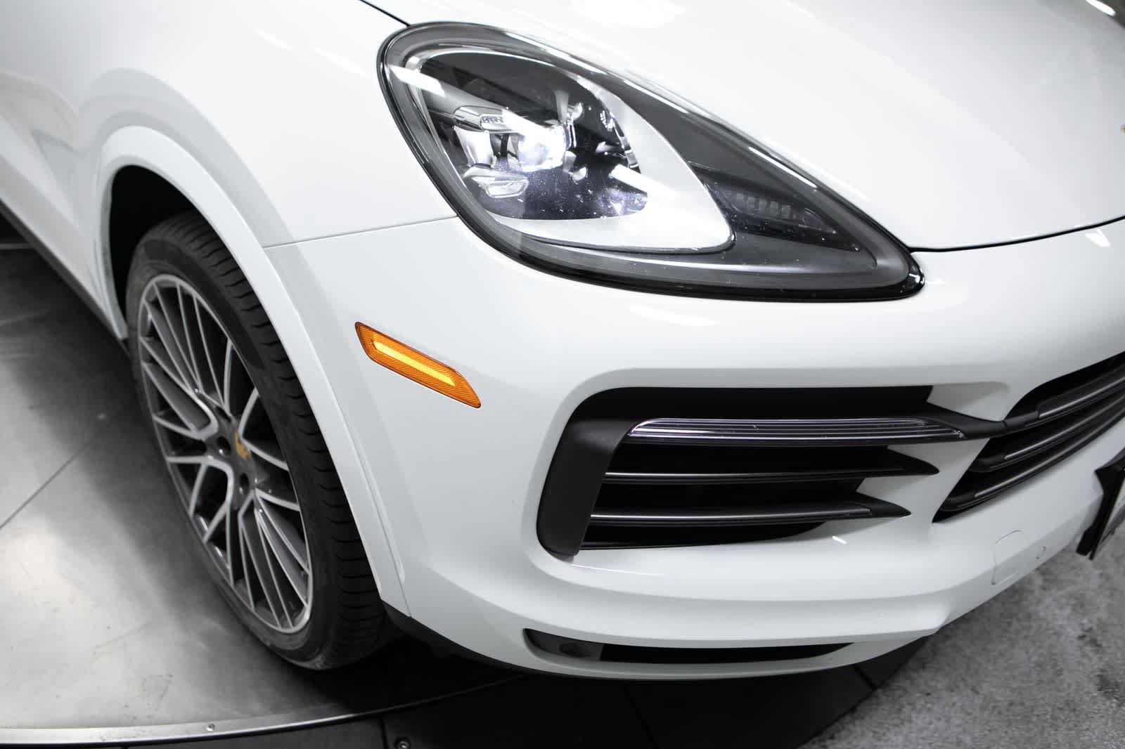 Certified 2023 Porsche Cayenne Platinum Edition AWD/4WD image 12