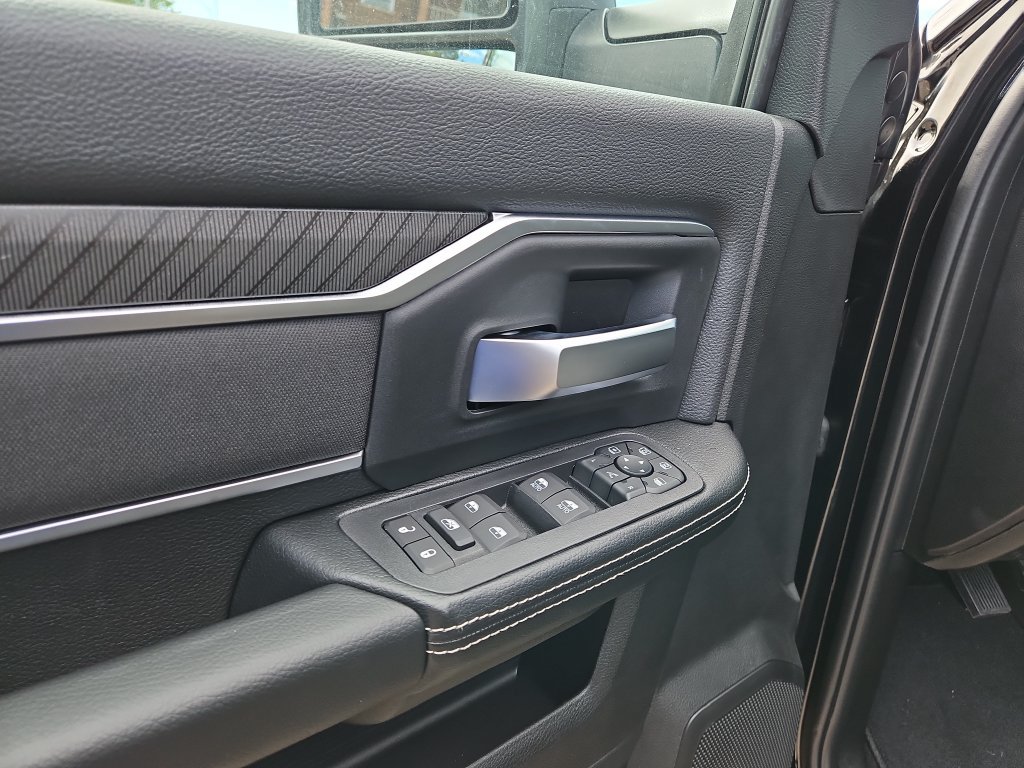 New 2026 RAM 2500 Big Horn AWD/4WD image 14
