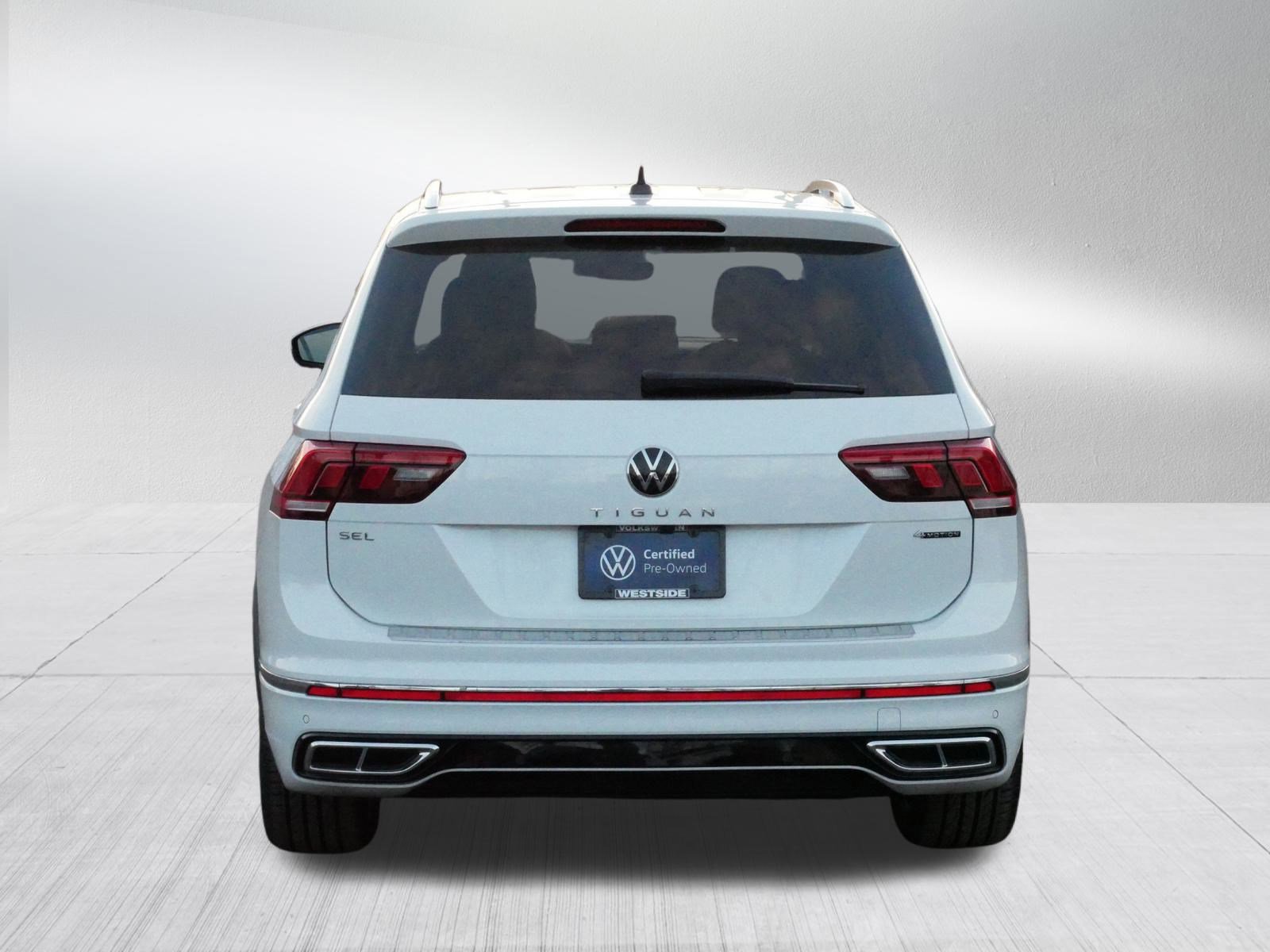 Certified 2022 Volkswagen Tiguan SEL R-Line image 6
