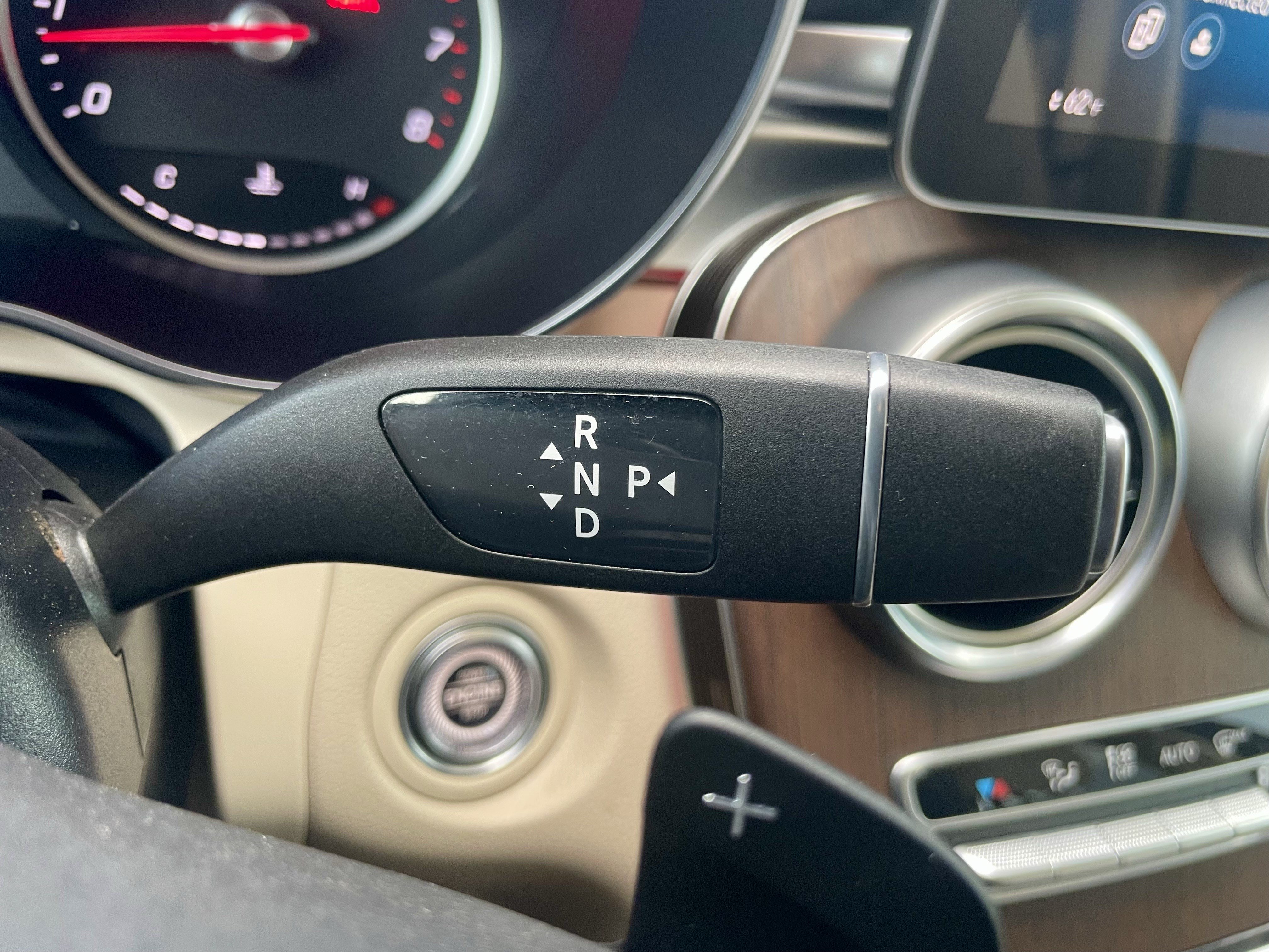 Used 2020 Mercedes-Benz GLC 300 4MATIC image 20