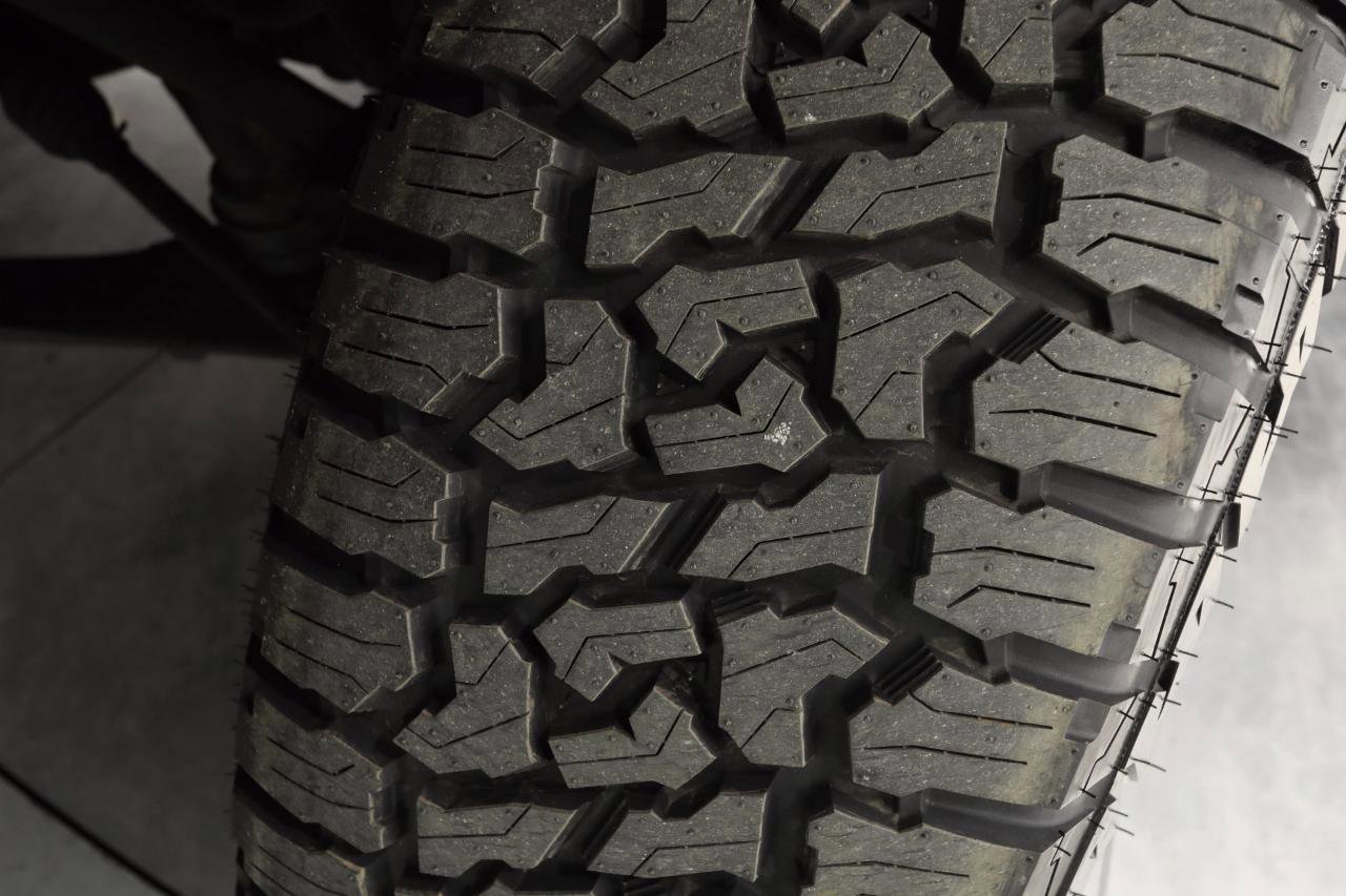 Used 2020 GMC Sierra 2500 SLE w/ SLE Convenience Package image 28