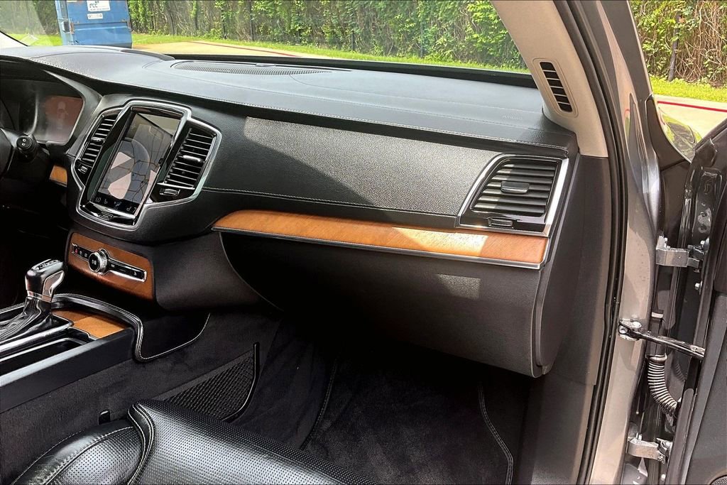Used 2020 Volvo XC90 T6 Inscription AWD/4WD image 21