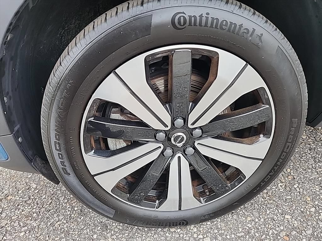 Certified 2023 Volvo C40 P8 Recharge Plus w/ Climate Package AWD/4WD image 9