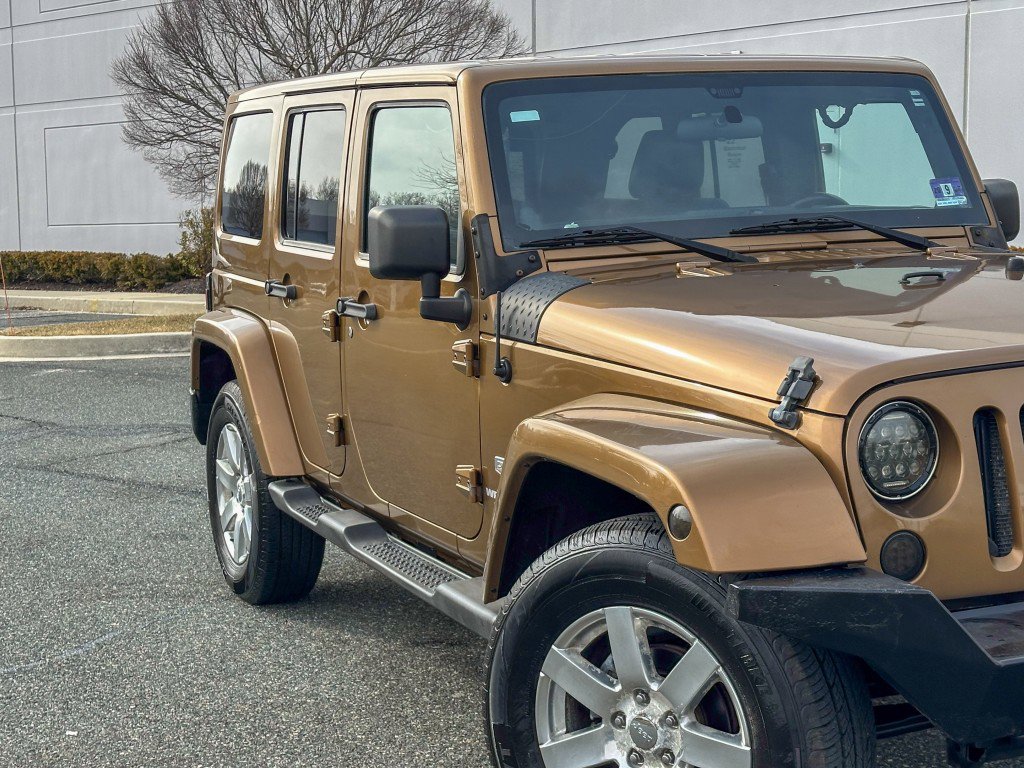 Used 2011 Jeep Wrangler Unlimited 70th Anniversary w/ Connectivity Group image 10