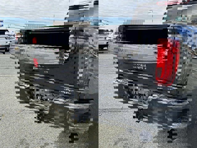 Used 2022 GMC Sierra 3500 Denali image 13