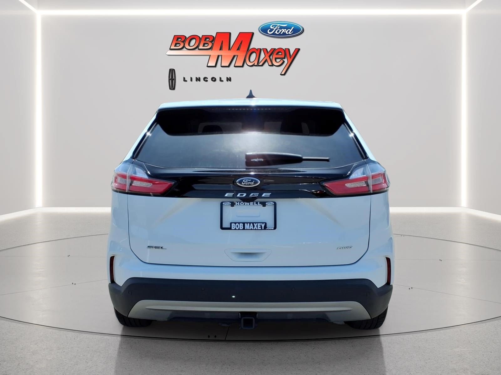 Used 2024 Ford Edge SEL w/ Convenience Package AWD/4WD image 6