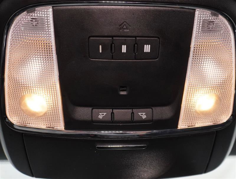 Used 2016 Chrysler 300 S w/ Light Group image 39