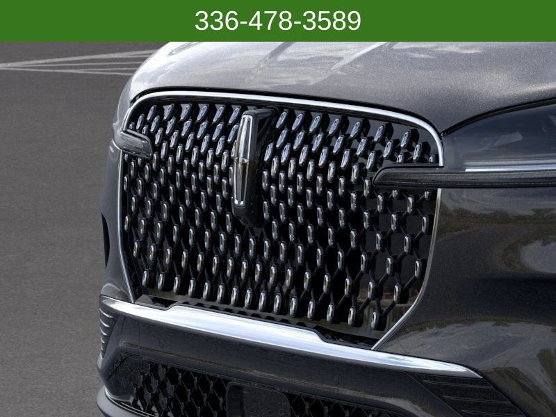 New 2025 Lincoln Aviator 2WD image 17