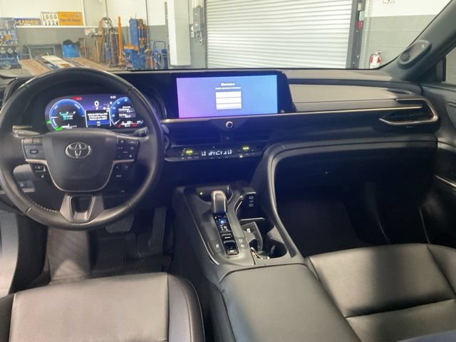 Used 2023 Toyota Crown AWD/4WD image 22