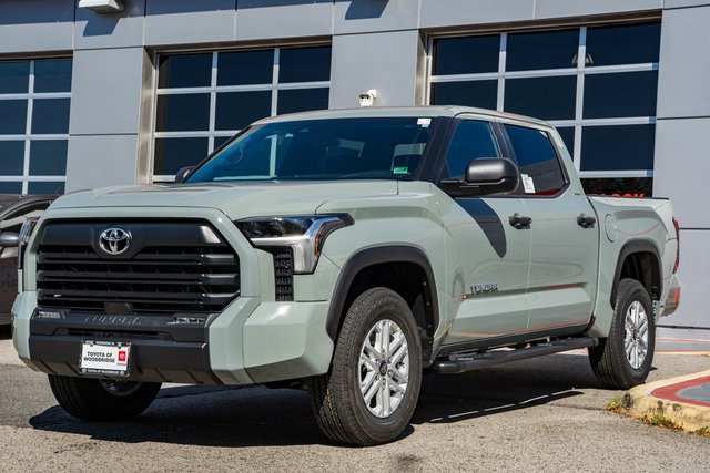New 2026 Toyota Tundra SR5 image 3