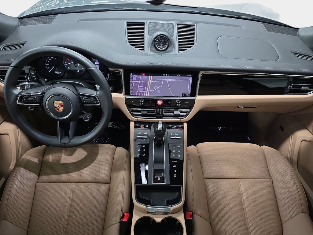 Certified 2025 Porsche Macan S w/ Premium Package Plus AWD/4WD image 12
