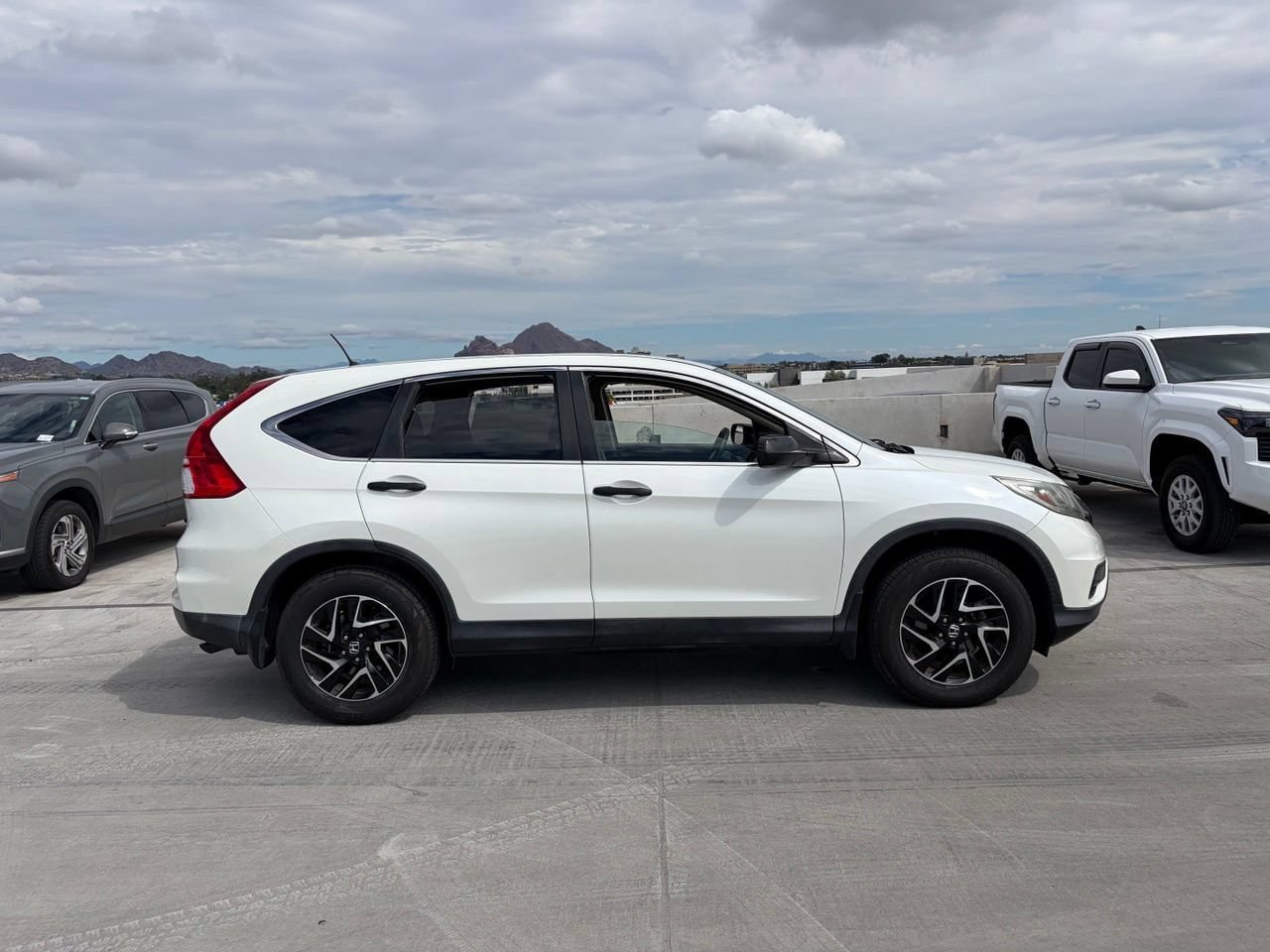 Used 2016 Honda CR-V SE image 3