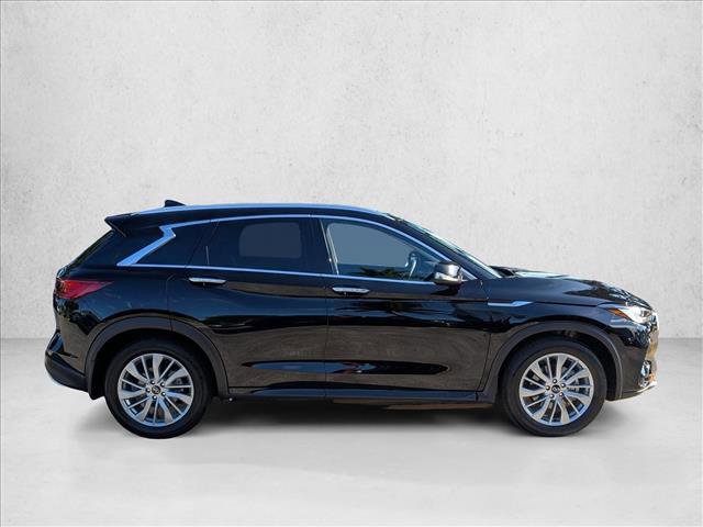 Used 2023 INFINITI QX50 Luxe AWD/4WD video 4