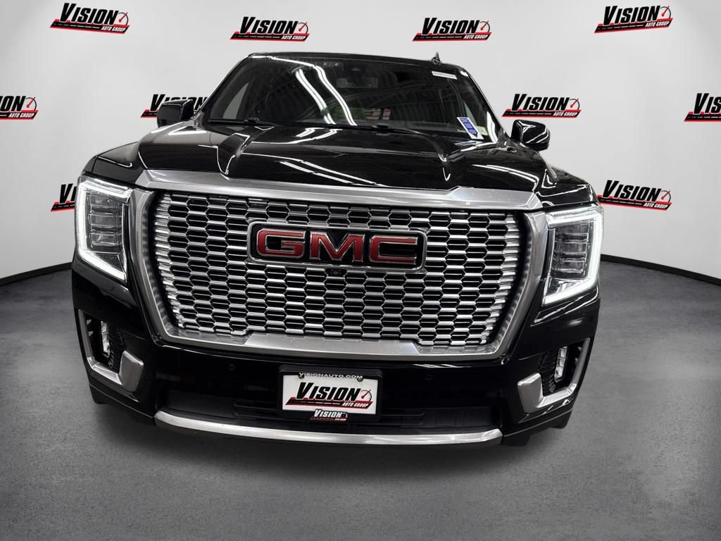 Used 2022 GMC Yukon XL Denali AWD/4WD image 2