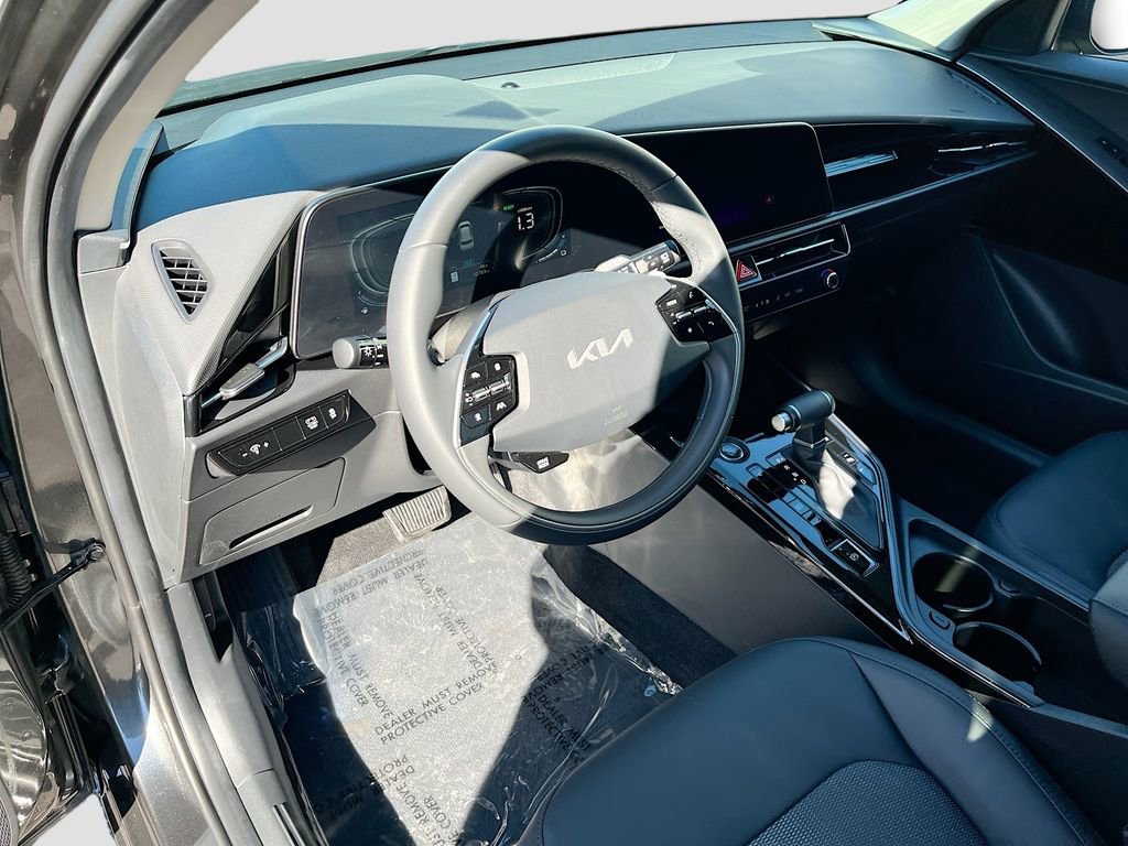 Certified 2024 Kia Niro EX image 10