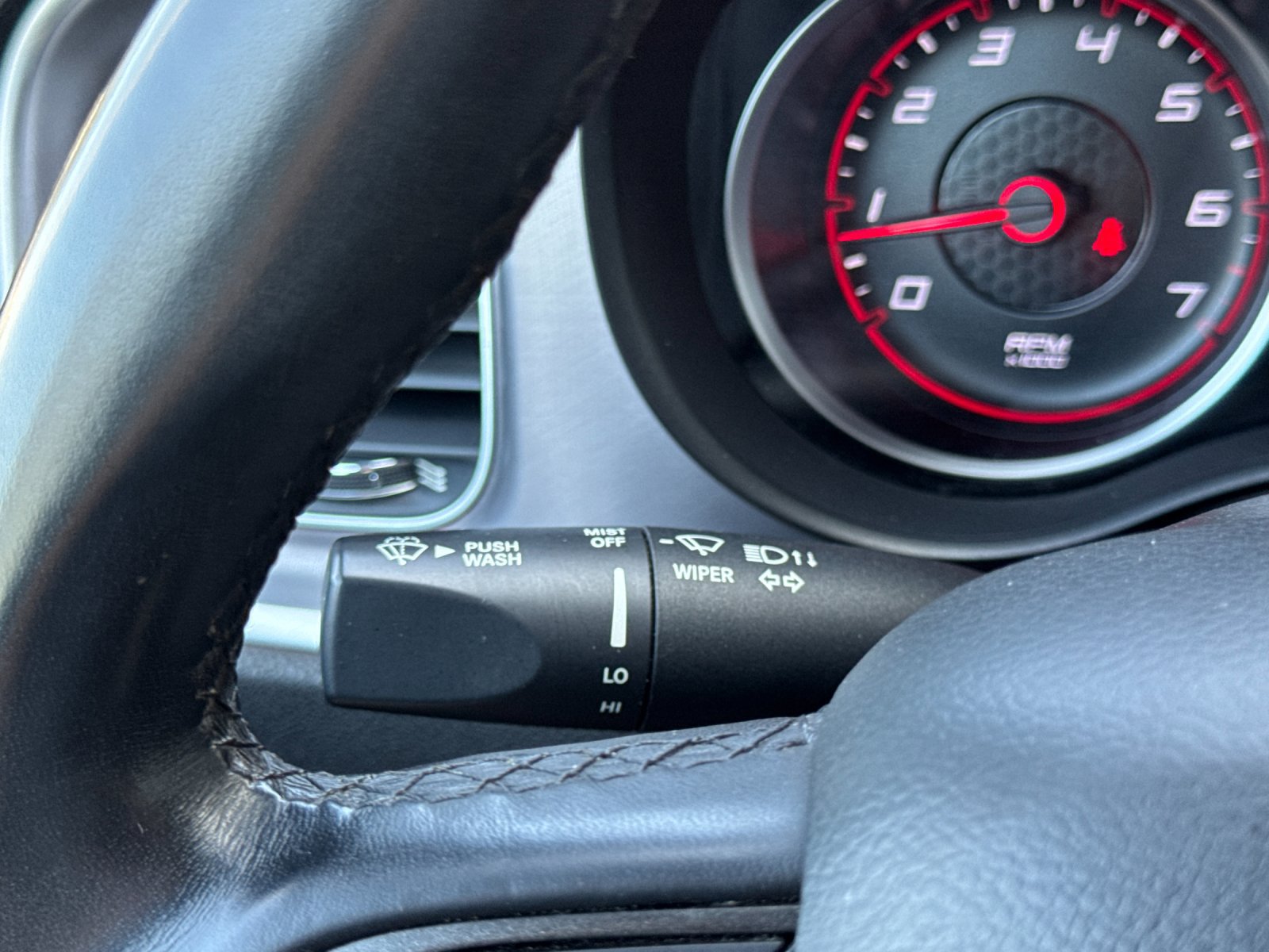 Used 2022 Dodge Charger SXT RWD image 28