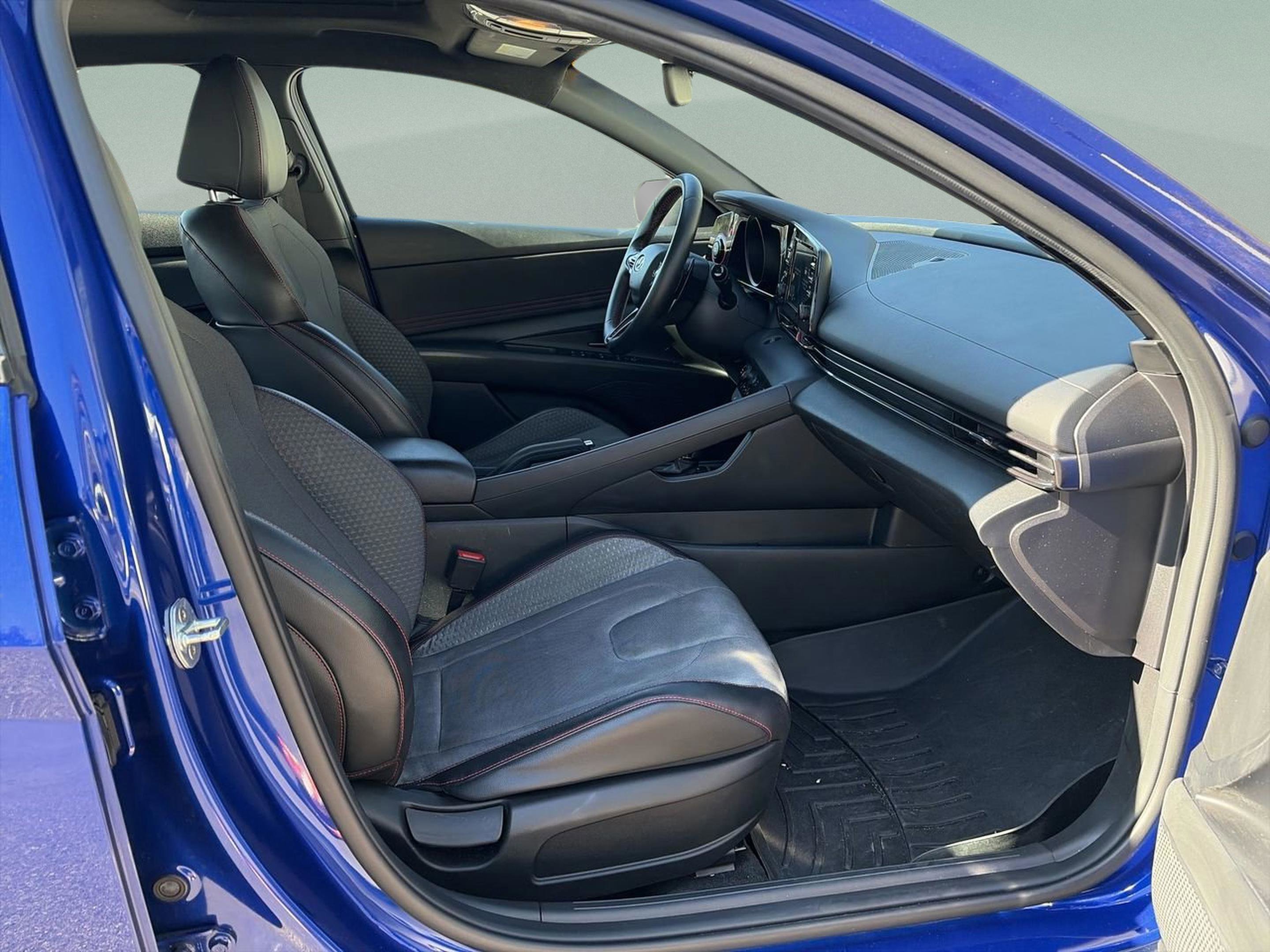 Certified 2022 Hyundai Elantra N Line image 16