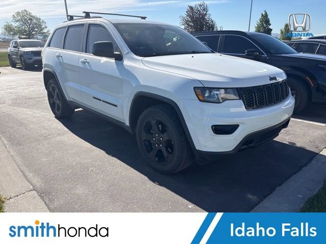 Used 2018 Jeep Grand Cherokee Laredo AWD/4WD image 1
