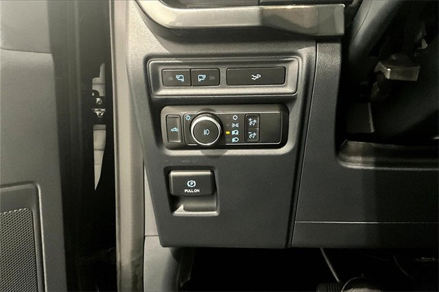 Used 2022 Ford F150 XLT w/ Equipment Group 302A High image 17