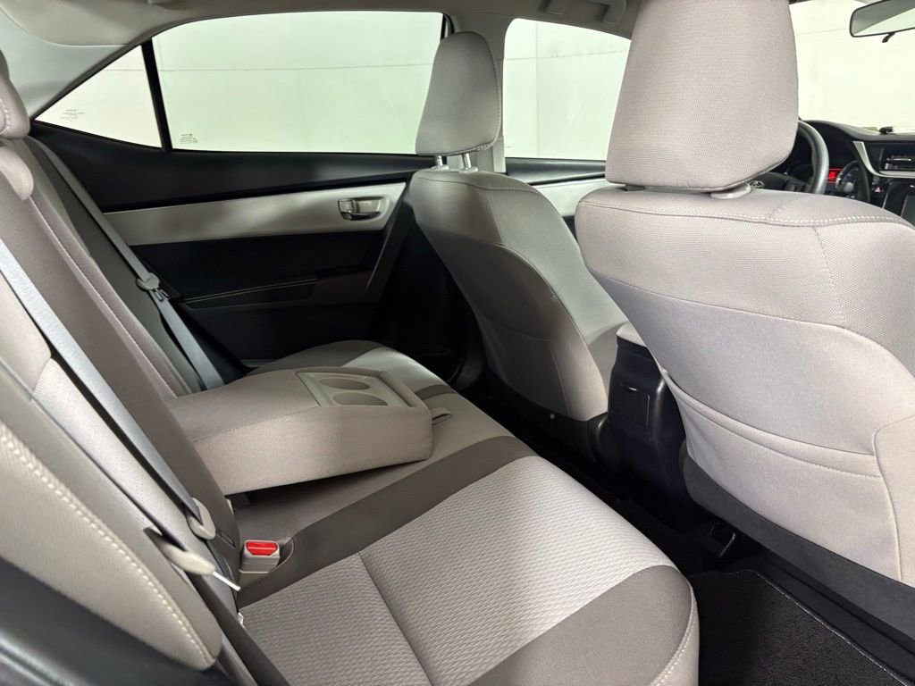 Used 2017 Toyota Corolla LE w/ Carpet Mat Package (TMS) image 17