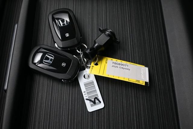 New 2026 Honda Odyssey Touring image 9