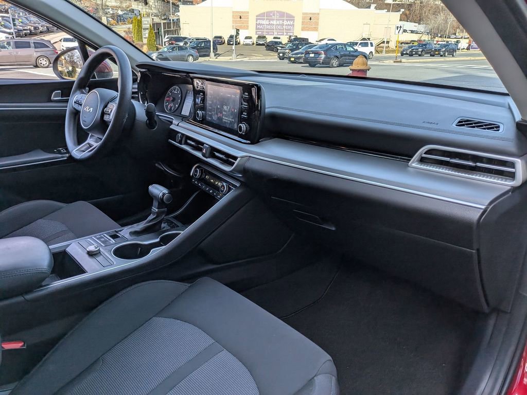 Used 2024 Kia K5 LXS image 23