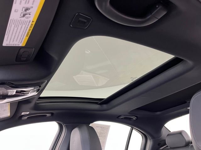 Used 2025 Alfa Romeo Giulia AWD w/ Veloce Package AWD image 18