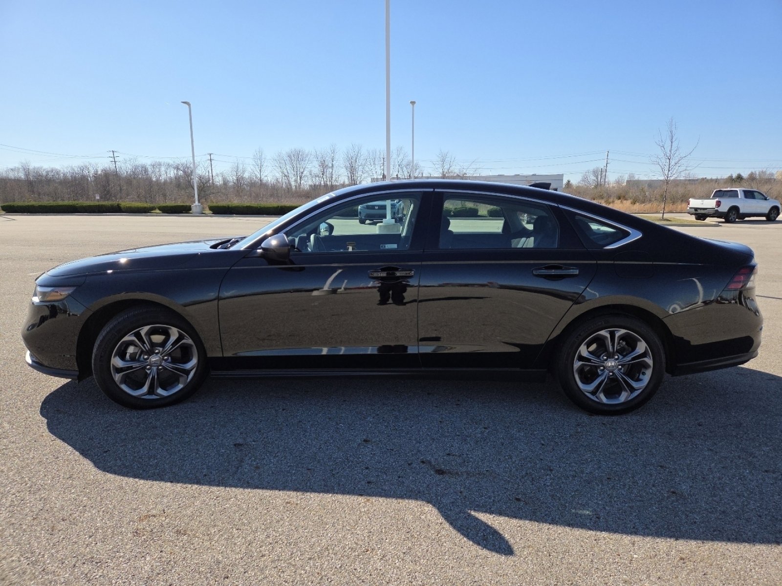 Used 2023 Honda Accord EX image 15